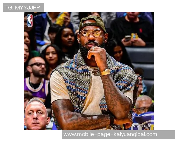 詹姆斯本周将与南湾湖人队合练今日未安排训练活动 詹姆斯本周将与南湾湖人队合练今日未安排训练活动